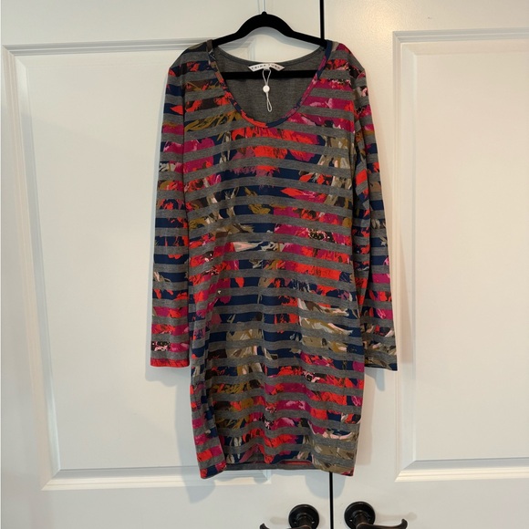 Trina Turk- Casual stretch Dress - Picture 2 of 4